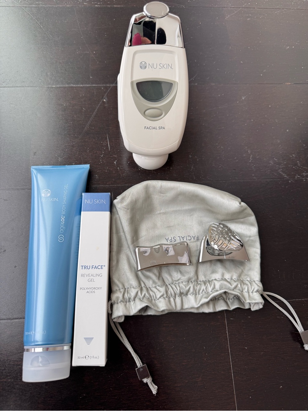 Nu Skin Galvanic Spa AgeLoc Face Massager Beauty Treatment+body and face gels